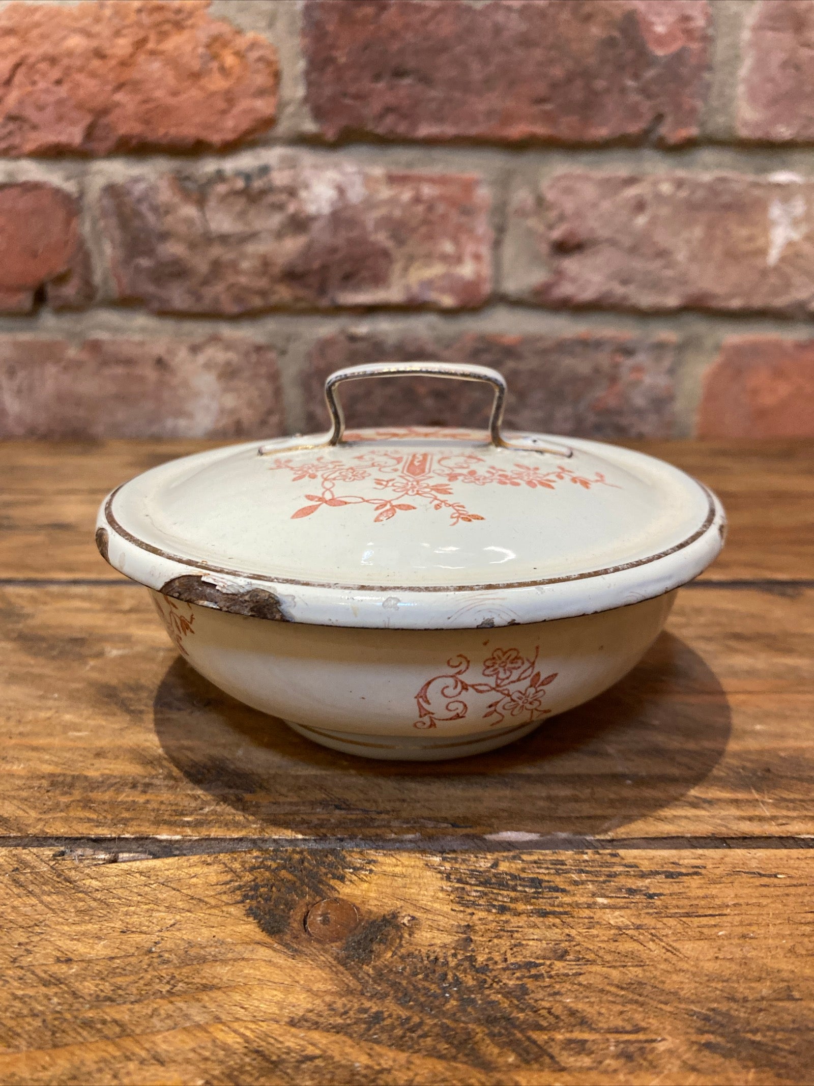 Vintage Cream And Pattern Enamel Soap Dish / Trinket Dish