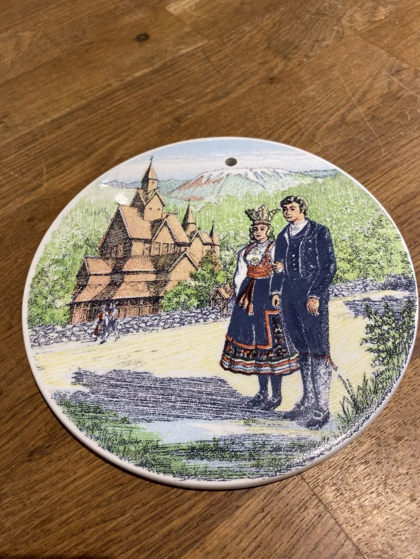 Vintage Norske Bunader , Telemark, Jonas Hinna Wall Plaque