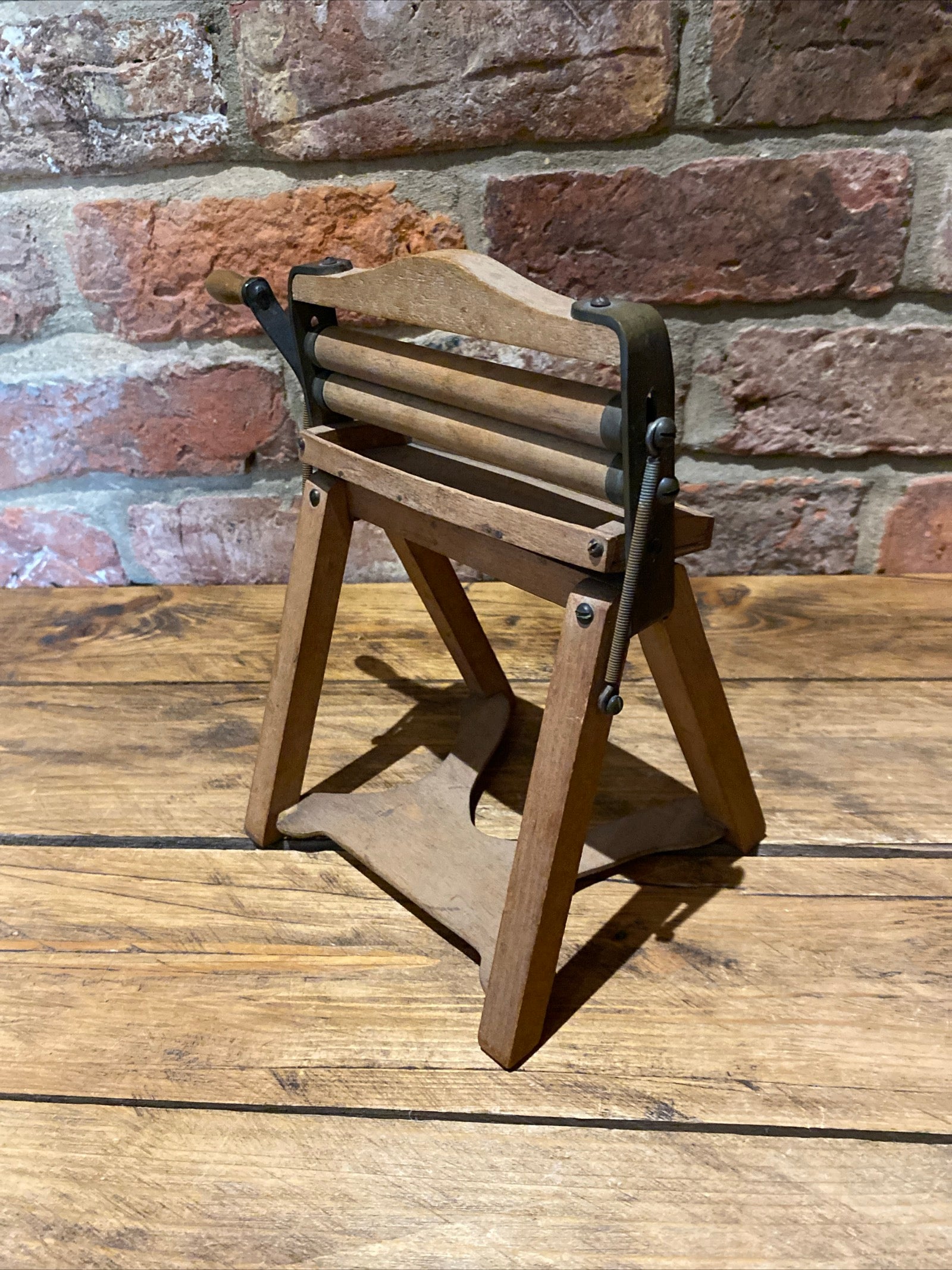 Vintage Wooden Model / Apprentice Piece Of A Mangle