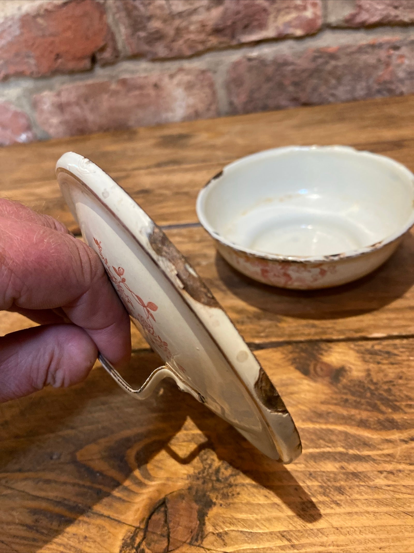 Vintage Cream And Pattern Enamel Soap Dish / Trinket Dish