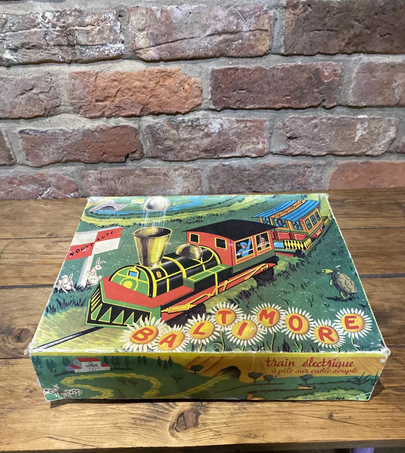 Vintage Wamoo , Baltimore Tin Plate Train