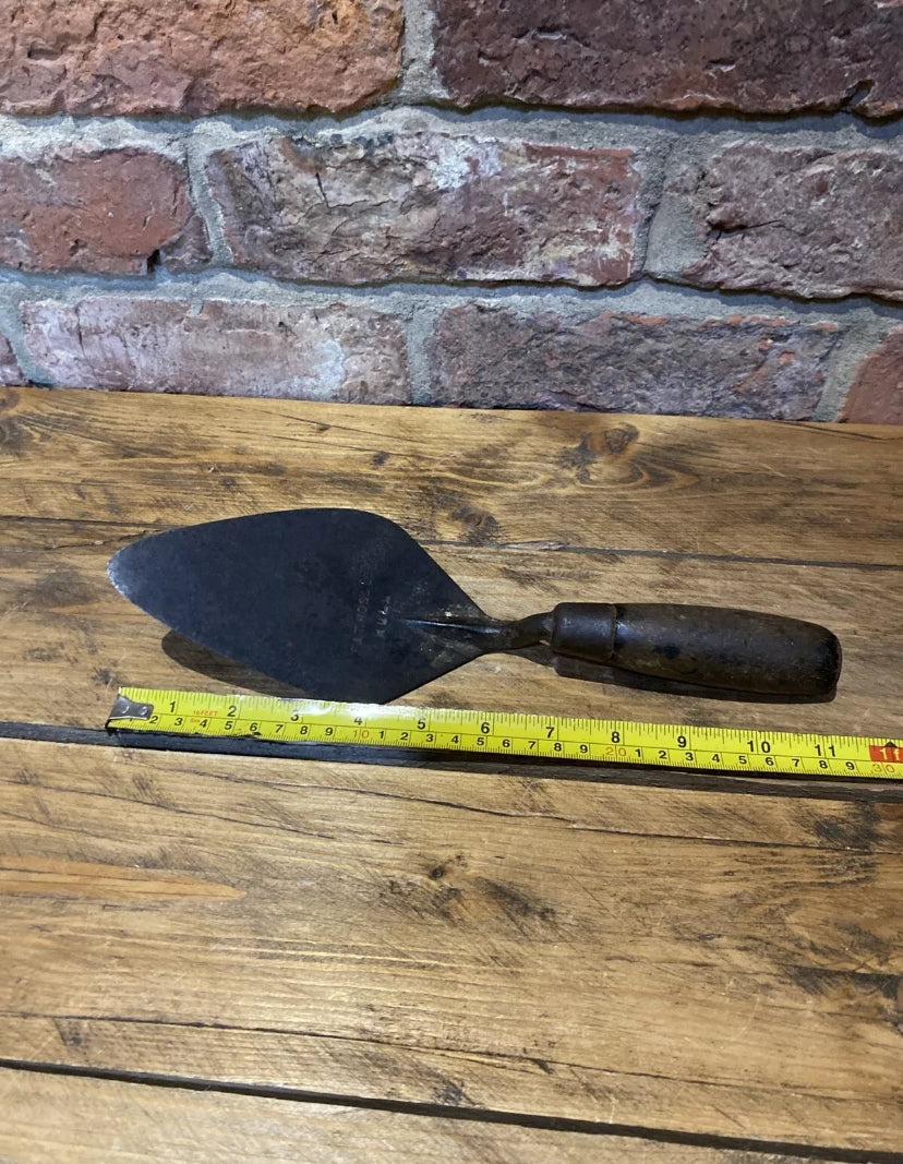 Vintage F&T Ross of Hull Builders Trowel