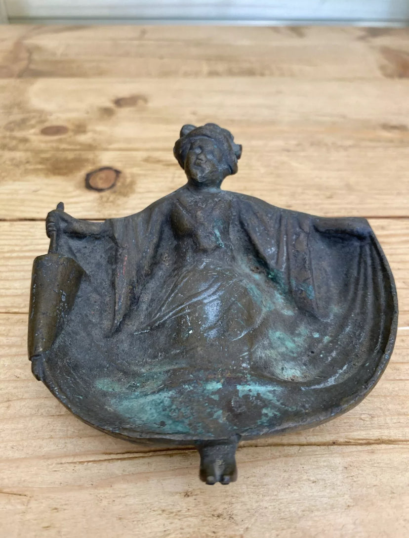 Novelty Bronze Geisha Woman Ashtray / Trinket Dish. Naughty Bottom