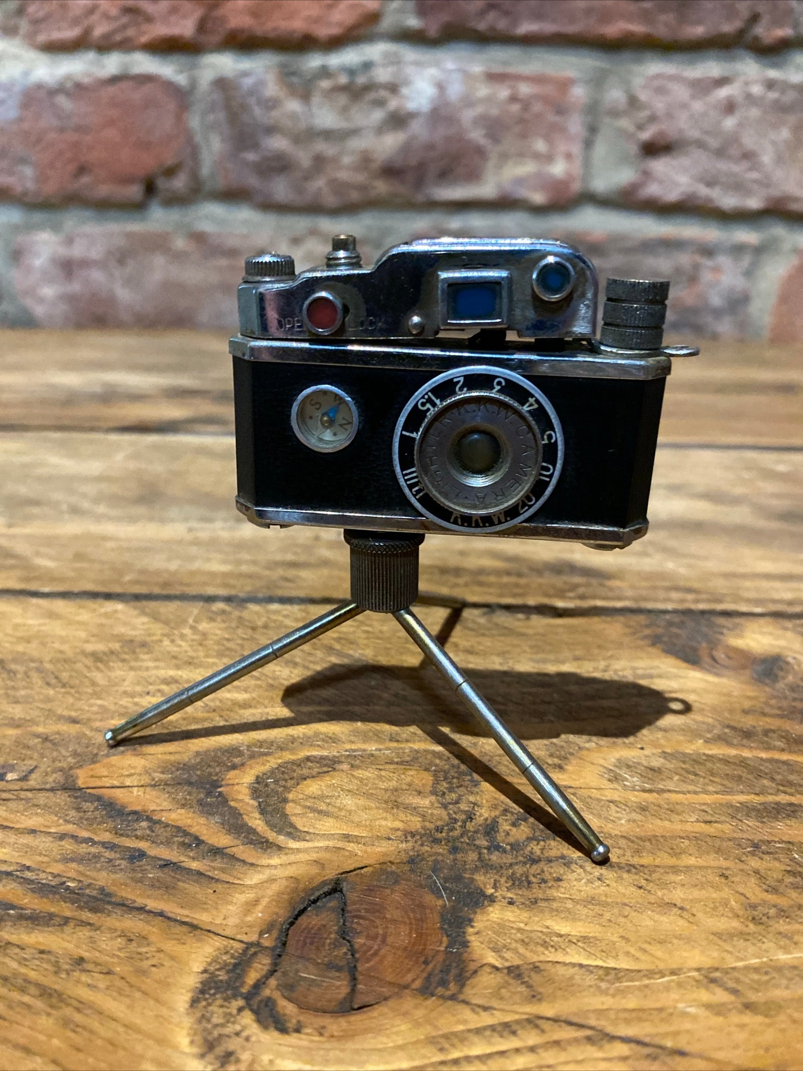 Vintage KKW. PP 13449 Camera Table Lighter