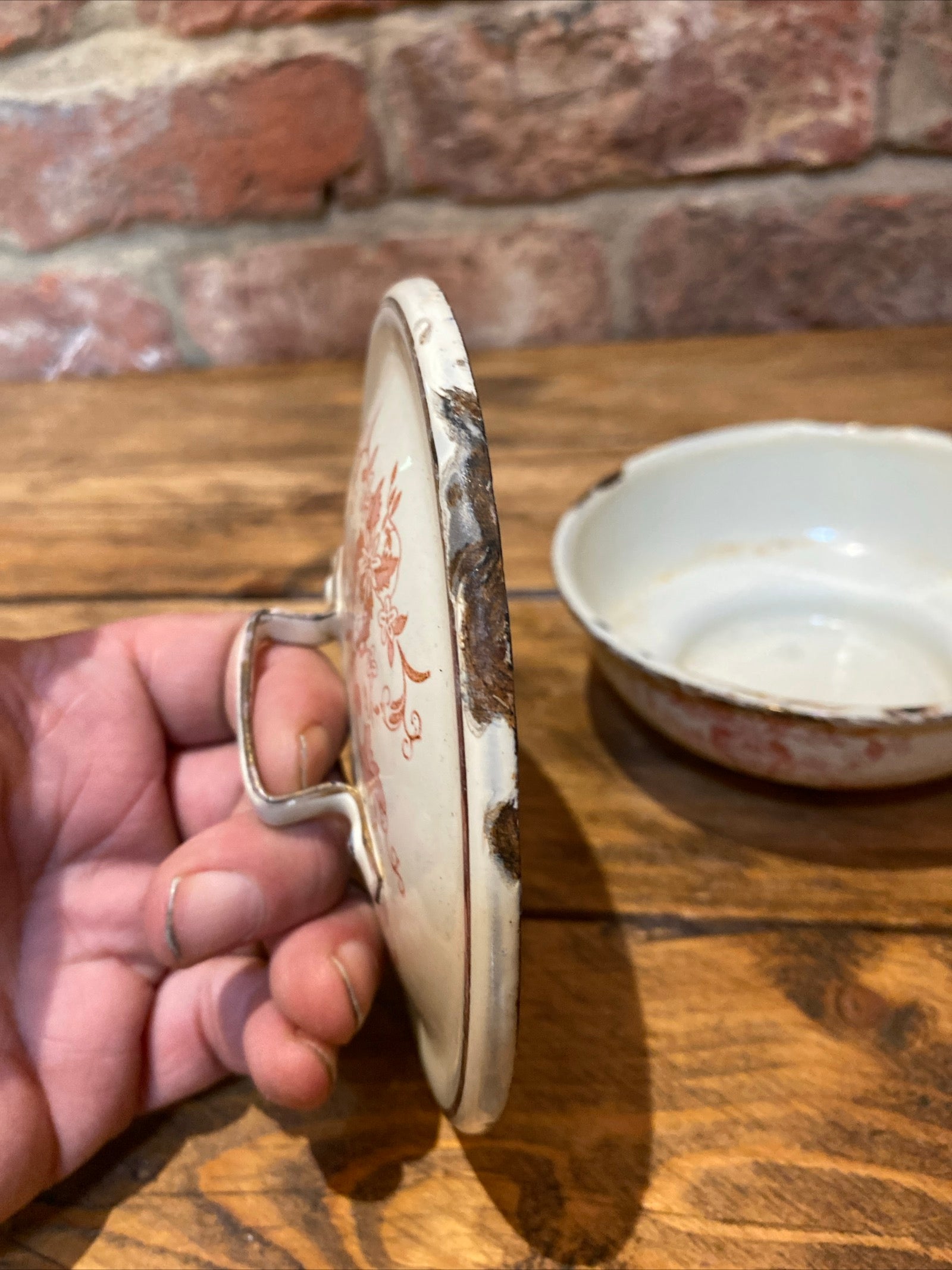 Vintage Cream And Pattern Enamel Soap Dish / Trinket Dish